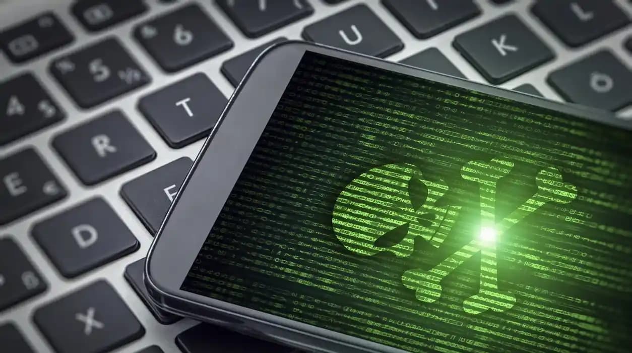 Telefon Virüsleri ve Korunma Yöntemleri: Belirtiler, Önlemler ve Güvenlik İpuçları