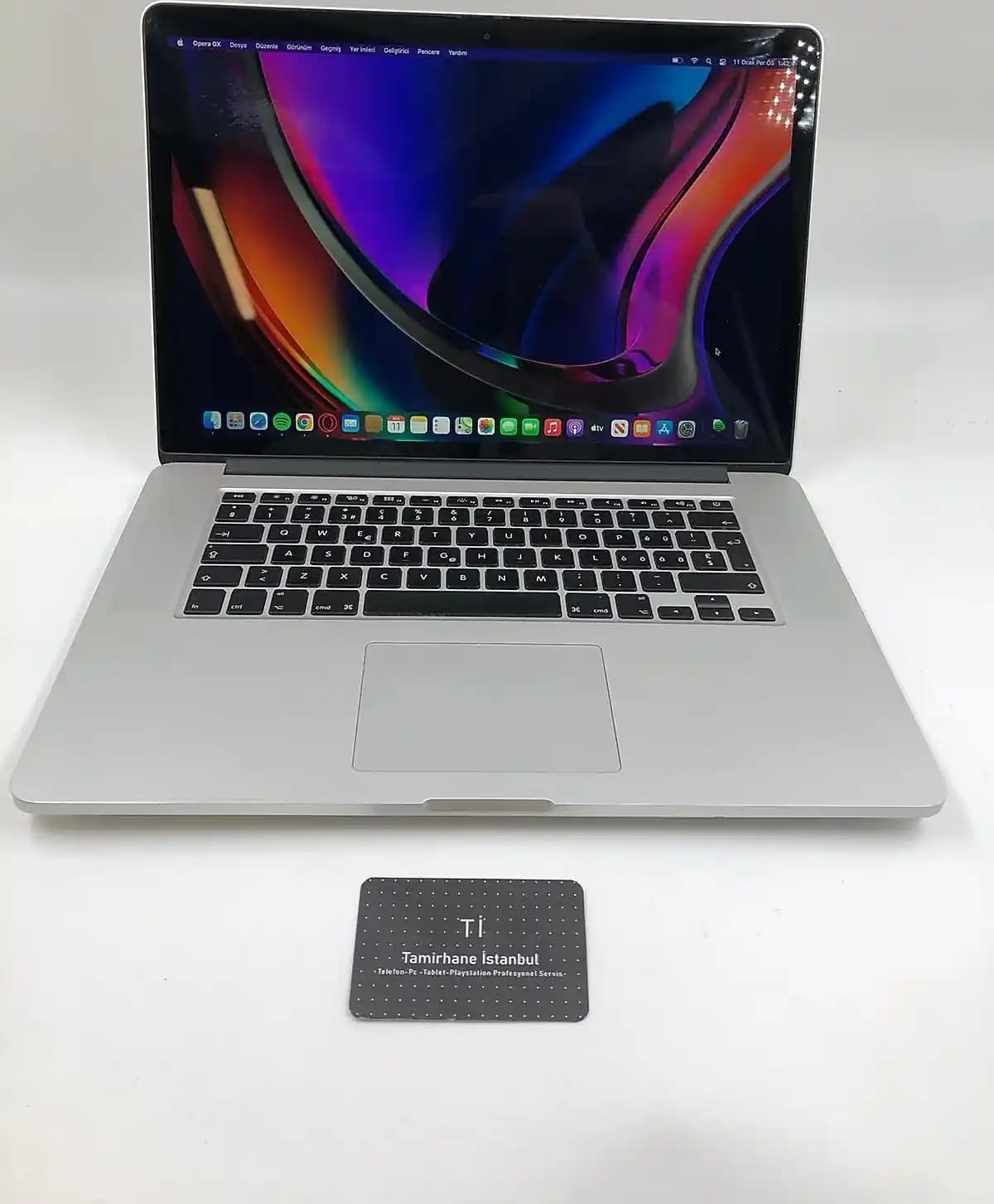 Yenilenmiş MacBook Seçenekleri ve Avantajları: Uygun Fiyatlı Güvenilir Teknoloji