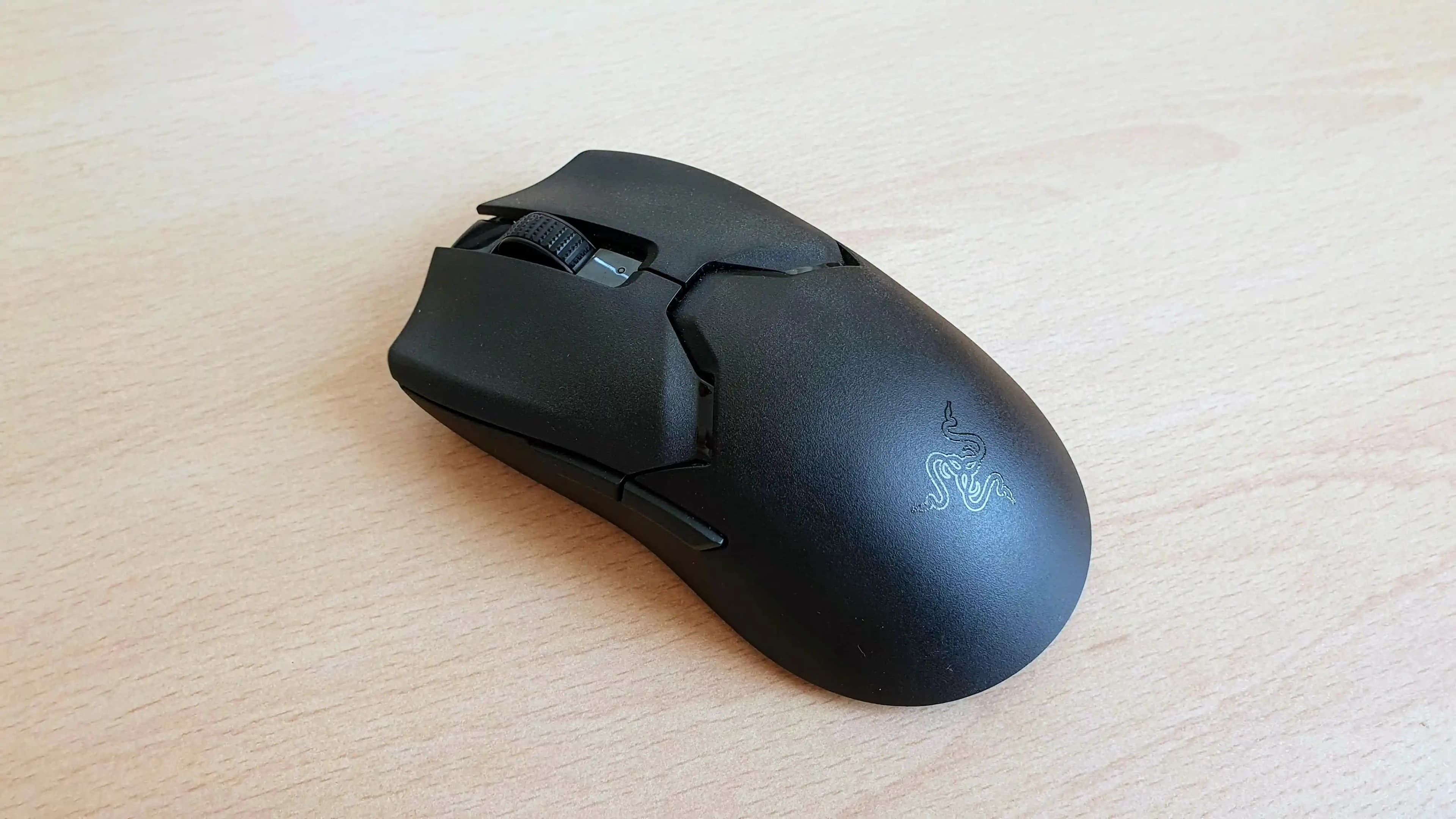Razer Viper V2 Pro: Hafifliği ve Teknolojisiyle Esports'ta Yeni Dönem Başlatan Oyun Mouse'u