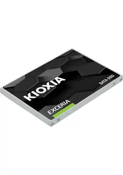 Kioxia Exceria ve WD 240GB SATA3 SSD Karşılaştırması: Performans ve Özellikler