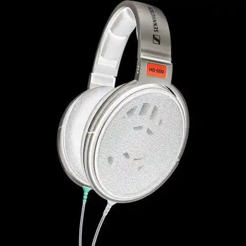 Sennheiser HD600 Kulaklık ve Tam Tersi Ses Karakteristiklerine Sahip Modellerin İncelenmesi