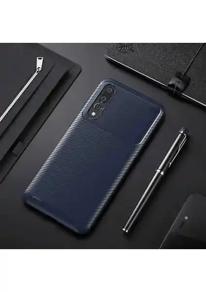 Prolysus Huawei P20 Pro Uyumlu Karbon Fiber Desenli Silikon Kılıfı Şık ve Koruyucu Tasarım