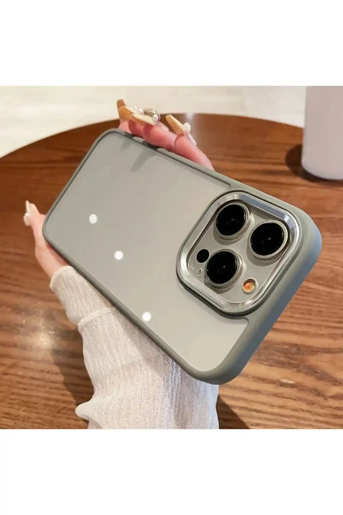 EDELFU ve Fibaks iPhone 15 Pro Kılıflarının Karşılaştırması ve Özellikleri