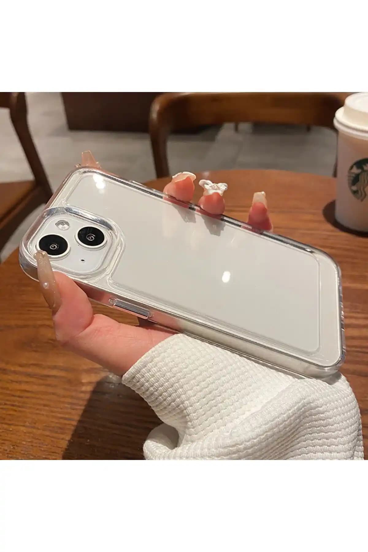 Edelfu ve Ovada iPhone 13 Kılıflarının Karşılaştırması: Dayanıklılık ve Estetik Özellikler