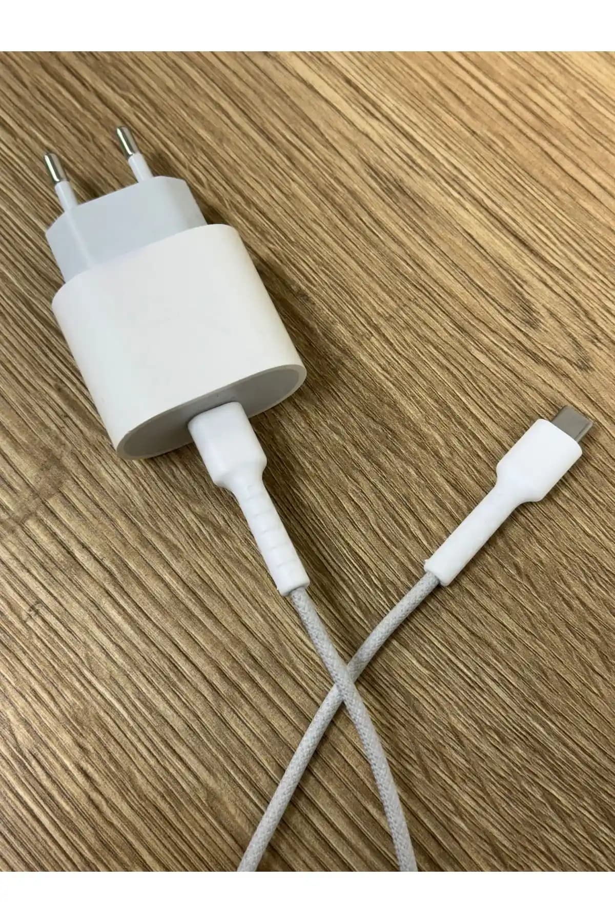 Fibaks iPhone 15 Kablo Koruyucu ile Huarun 16'lı Kablo Koruyucu Seti Karşılaştırması