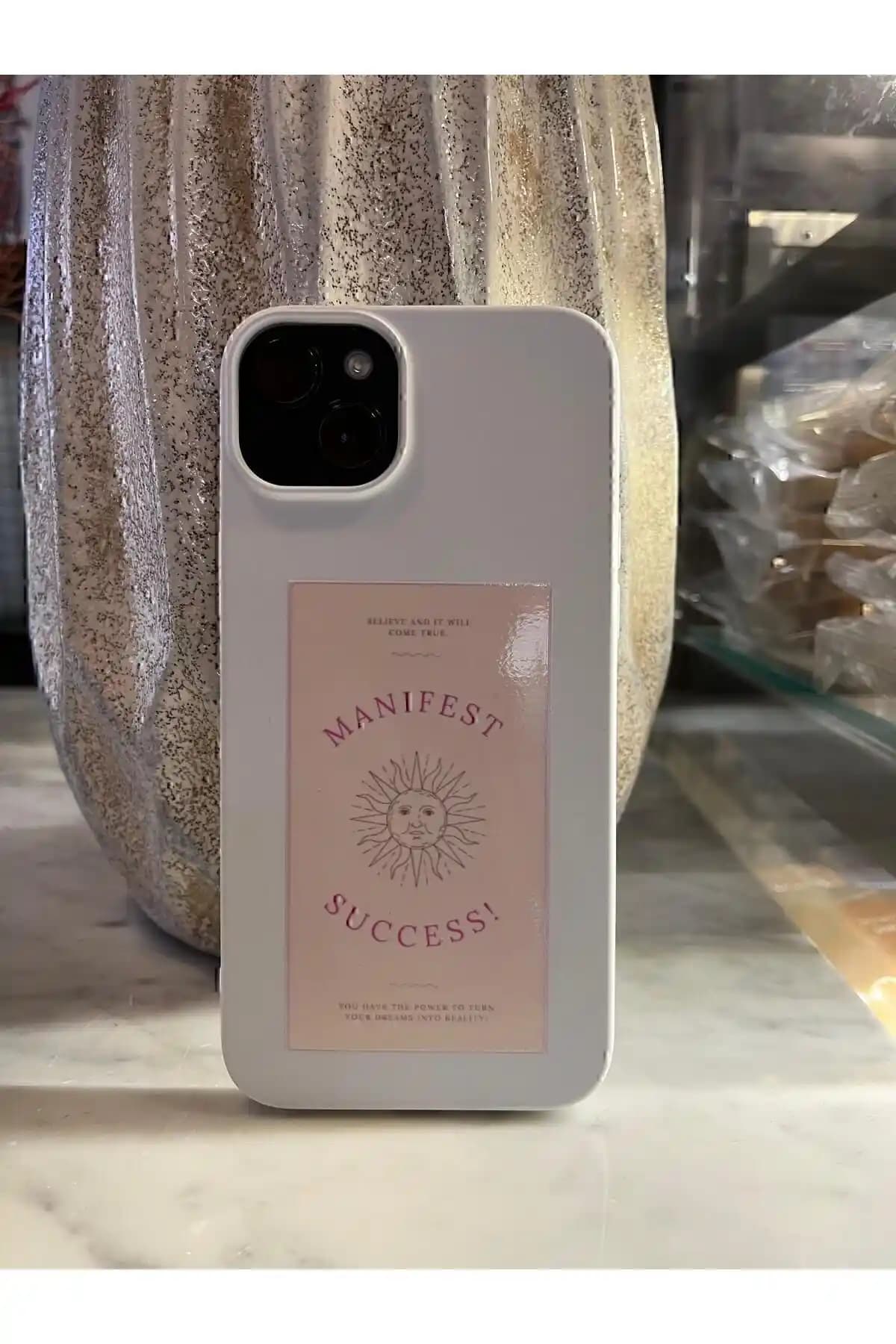 iPhone 11 İçin En İyi Kılıf Seçenekleri: Landscapecase ve Mooodcase Karşılaştırması