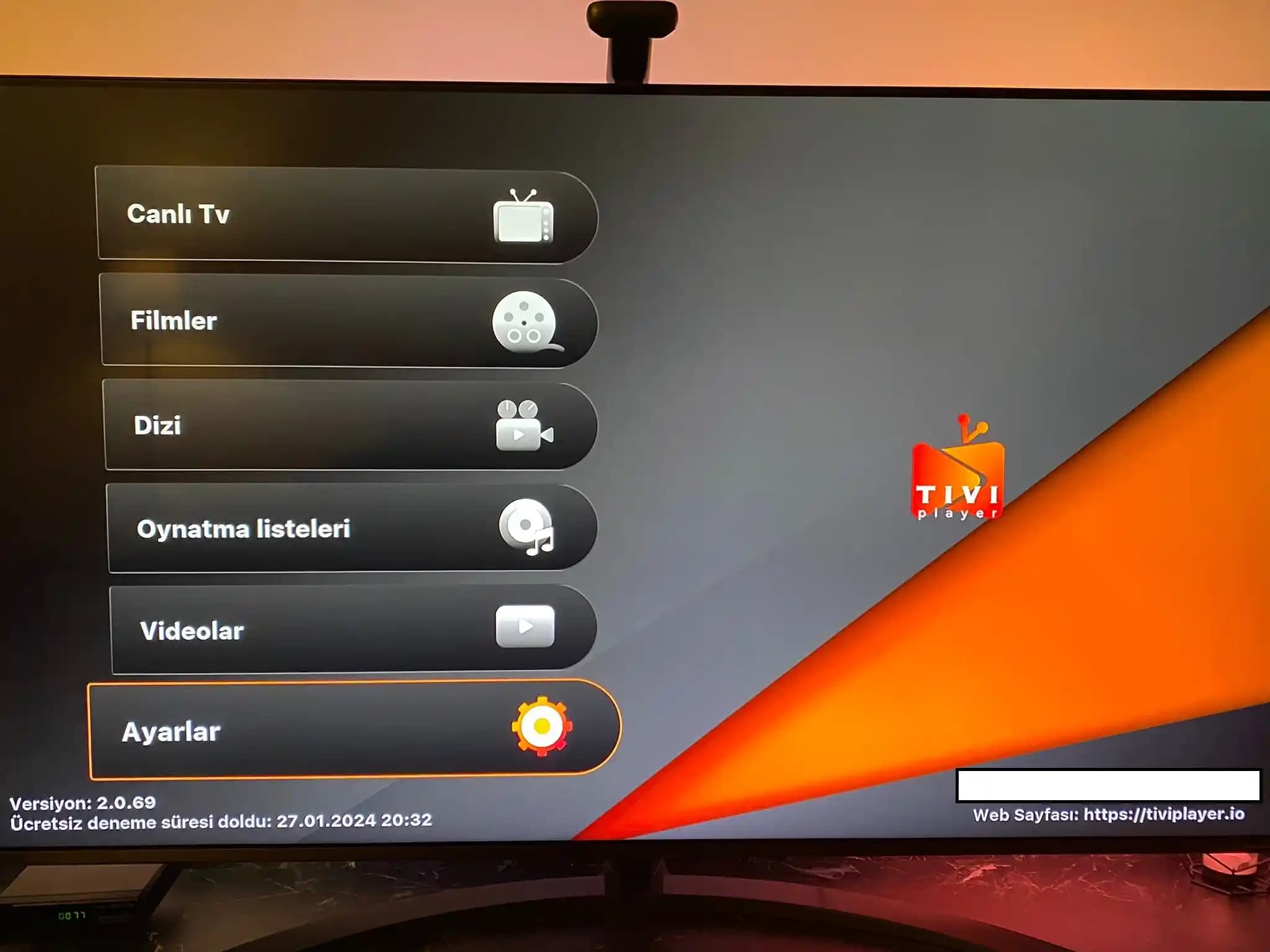 2025 İçin LG webOS TV'ye En Uygun IPTV Uygulamaları ve Seçim Kriterleri