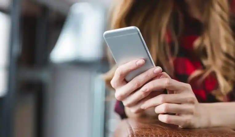 2025'te En İyi Şebeke Çekim Gücüne Sahip Telefonlar ve Teknolojik Yenilikler