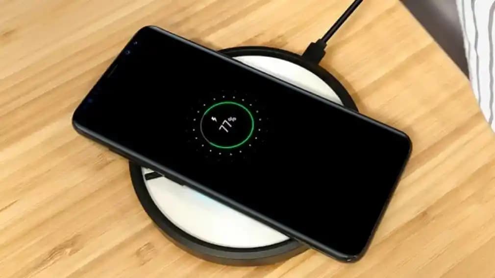 50 Watt Kablosuz Şarj Teknolojisi: Akıllı Cihazlar İçin Hızlı ve Verimli Enerji Çözümü