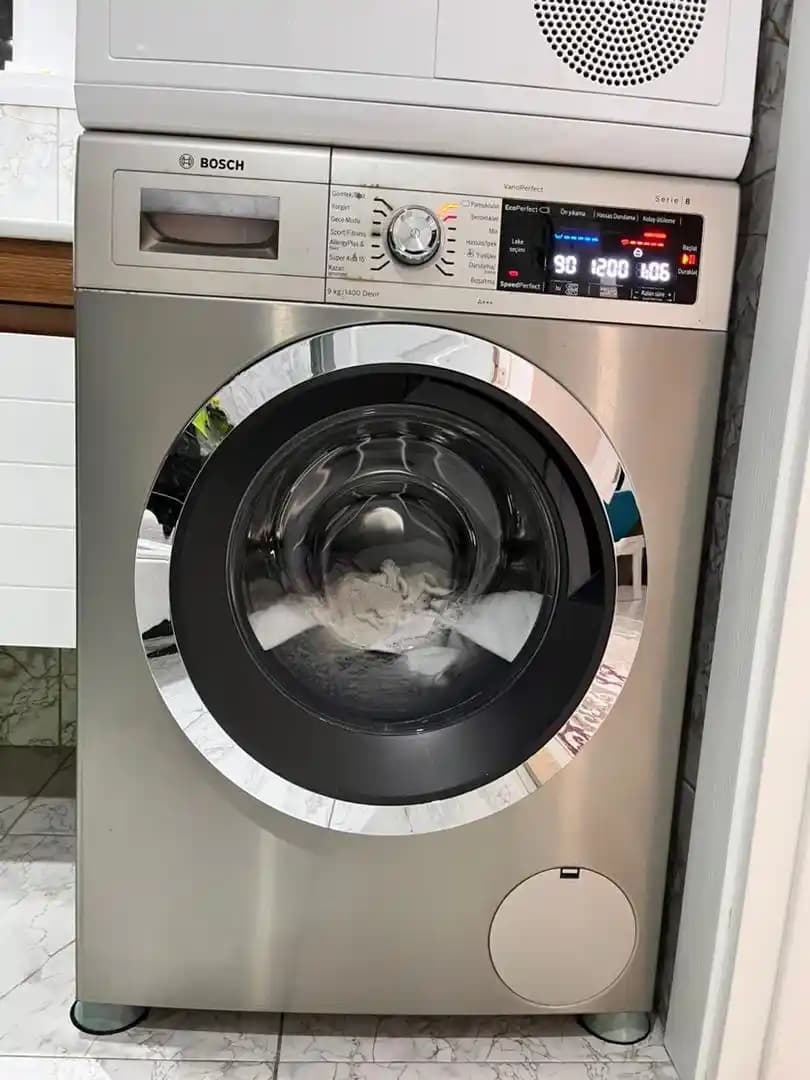 Bosch Çamaşır Makinesi Seri 8: Akıllı Teknoloji ve Yüksek Performanslı Çamaşır Yıkama