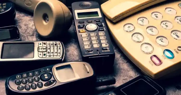 Cep Telefonunun Tarihçesi ve Gelişimi: İlk Buluşlardan Modern Akıllı Telefonlara