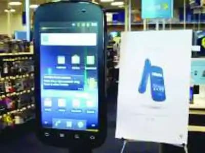 Dünyanın En Büyük Telefonları: Ekran Boyutları, Teknolojik Yenilikler ve Kullanıcı Deneyimi