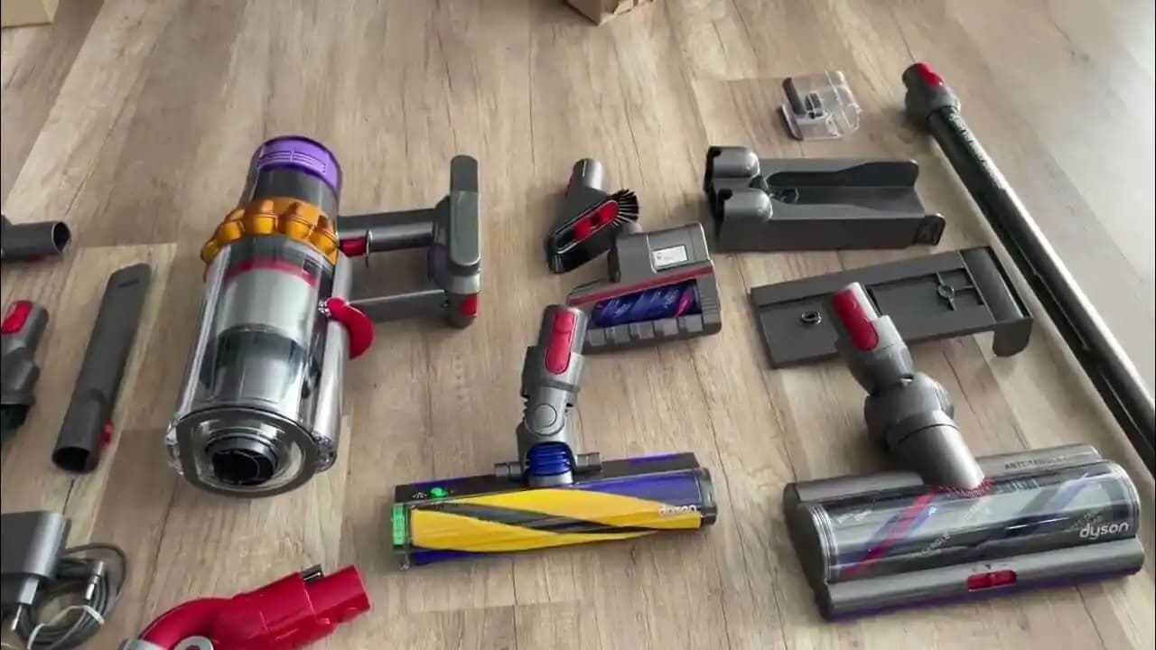 Dyson Elektrikli Süpürgeler, Hava Temizleyiciler ve Saç Bakım Cihazları Kıyaslaması