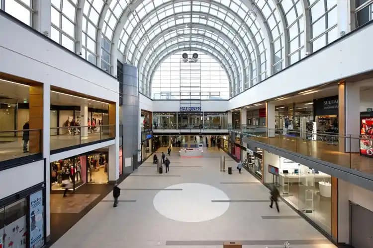 Finlandiya Teknoloji Mağazaları: Akıllı Telefonlardan Dizüstü Bilgisayarlara Kapsamlı Alışveriş Rehberi