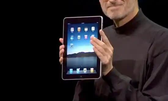 İlk Çıkan iPad: 2010'da Tablet Teknolojisinde Devrim Yaratan Cihaz
