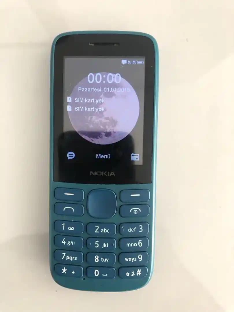 İnternetli Tuşlu Telefonlar: Uzun Pil Ömürlü, Ekonomik ve Dayanıklı İletişim Çözümleri