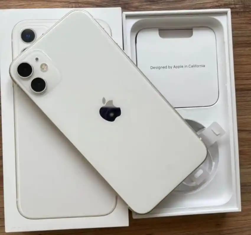 iPhone 11 128 GB Beyaz: Tasarım, Performans ve Fiyat Analizi ile Detaylı İnceleme
