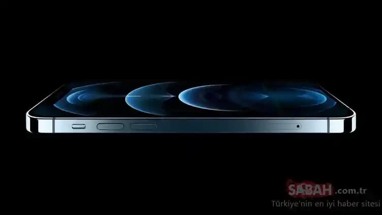 iPhone 12 Pro Max Ekran Boyutu ve Özellikleri: 6.7 İnç Super Retina XDR OLED