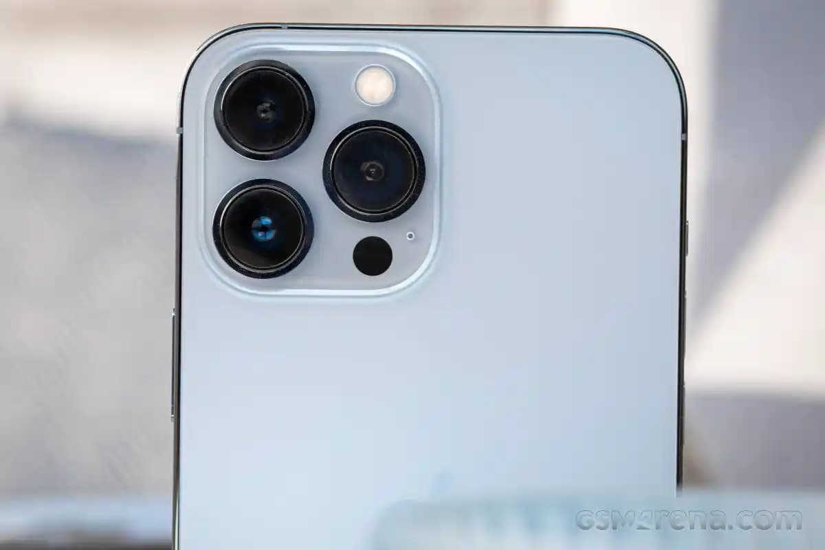 iPhone 13 Pro Max Kamera Özellikleri ve Performans İncelemesi: 12 MP Çoklu Lens Sistemi