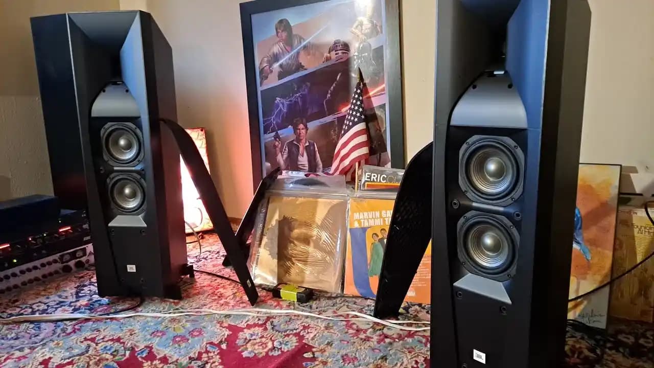 JBL 570 ve 525 Kulaklık Modelleri: Teknik Özellikler ve Performans Karşılaştırması