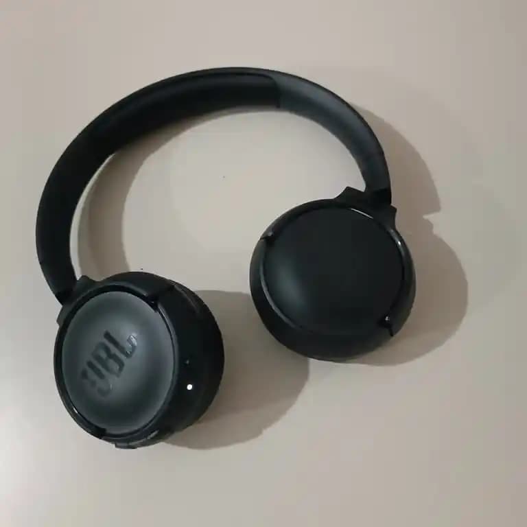 JBL Kulaklık Power On Sorunu: Nedenleri, Çözümleri ve Önlemler Hakkında Kapsamlı Rehber