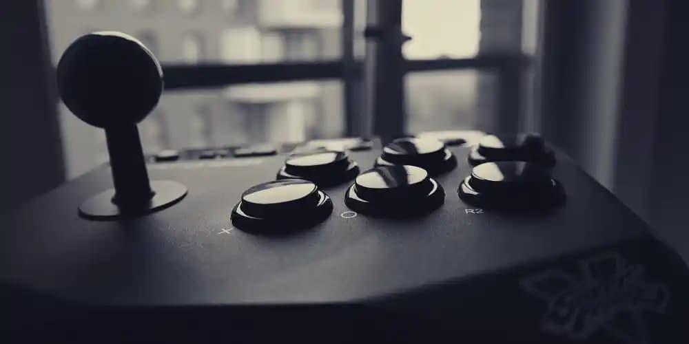 Joystick Nedir? Akıllı Cihazlar ve Bilgisayar Teknolojilerinde Kullanımı ve Avantajları