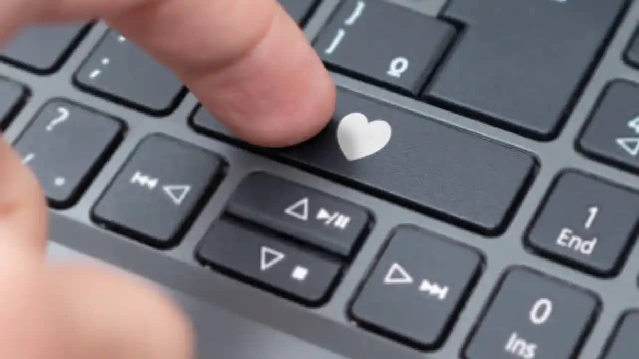 Klavyede Kalp Yapma Yöntemleri: Windows, Mac ve Mobil Cihazlarda Kalp Sembolü Kullanımı
