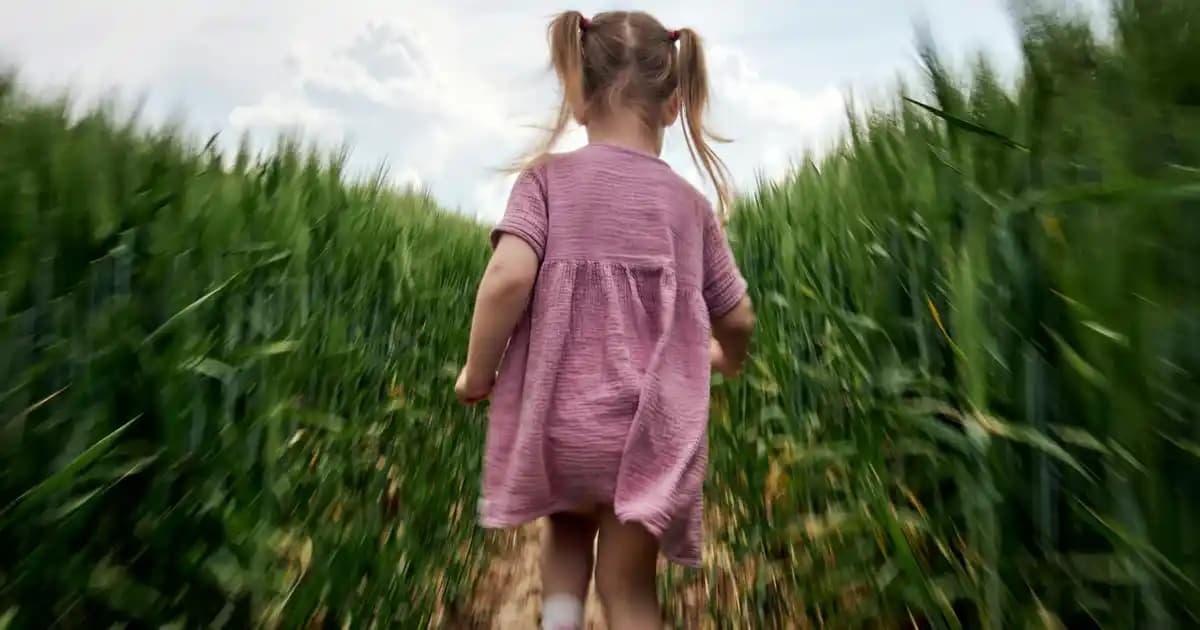 Kumandadaki 'Source' Butonu Nedir ve Teknoloji Cihazlarında Giriş Seçimi Nasıl Yapılır