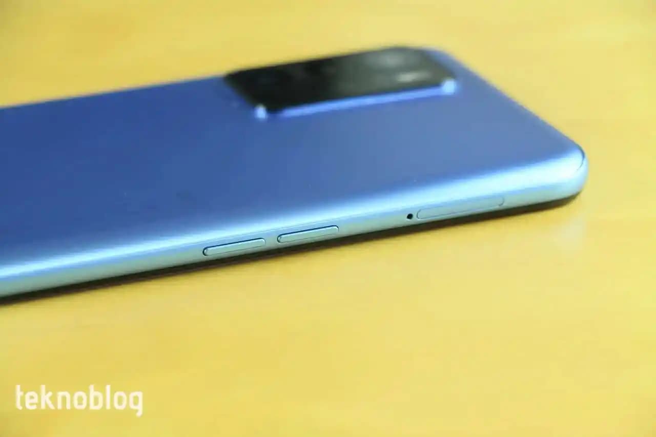 Oppo A16 İncelemesi: Tasarım, Performans, Kamera ve Pil Özellikleriyle Bütçe Dostu Akıllı Telefon