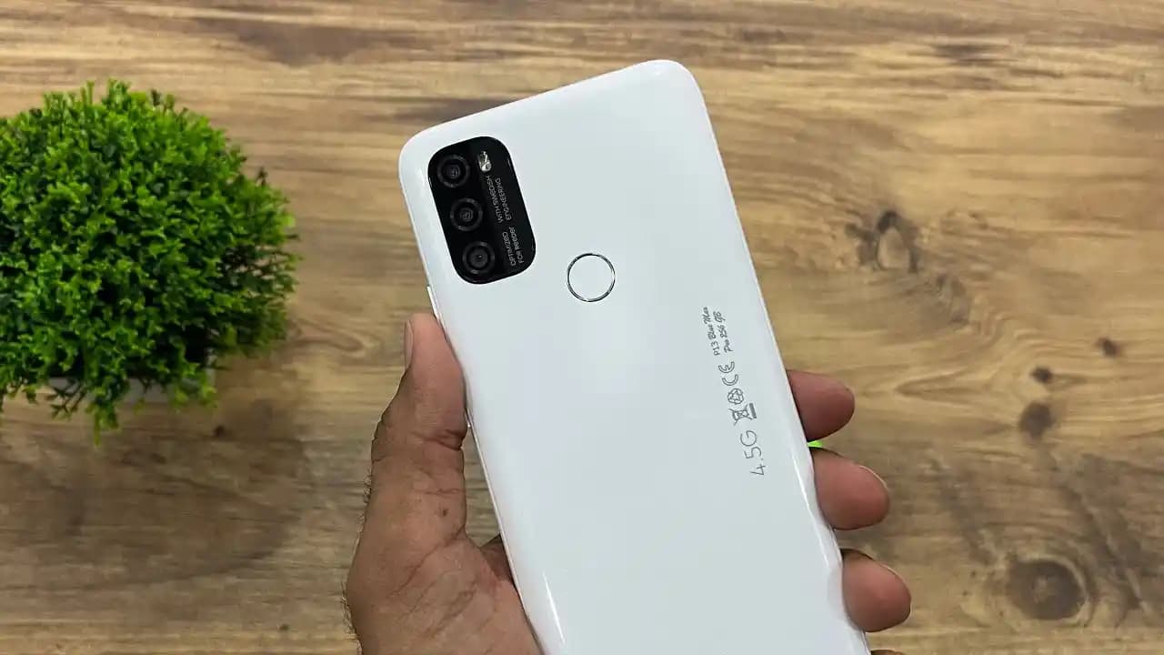 Oppo Reeder Akıllı Telefon Serisi: Yenilikçi Tasarım ve Gelişmiş Teknoloji Özellikleri