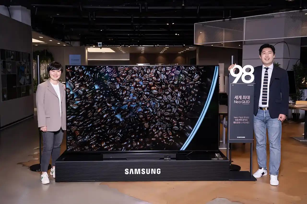 Samsung 98: Üst Segment Akıllı Telefonun Teknik Özellikleri ve Performans İncelemesi