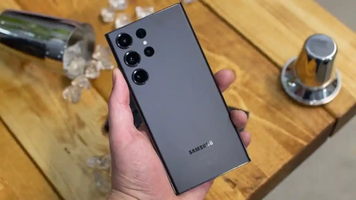 Samsung Galaxy S24 Plus: Gelişmiş Donanım ve Yenilikçi Özelliklerle Yeni Nesil Akıllı Telefon