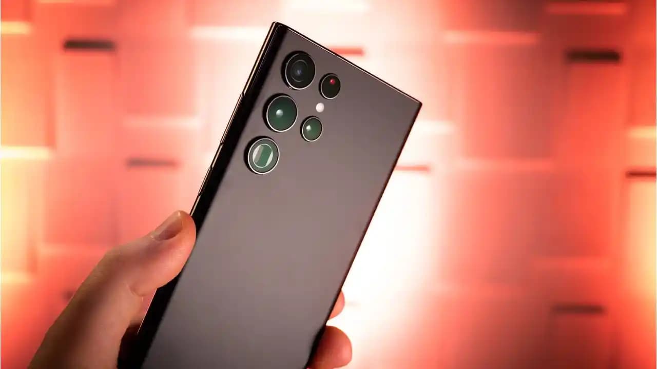 Samsung S23 Ekran Boyutu ve Özellikleri: 6.1 İnç Dynamic AMOLED 2X Teknolojisi