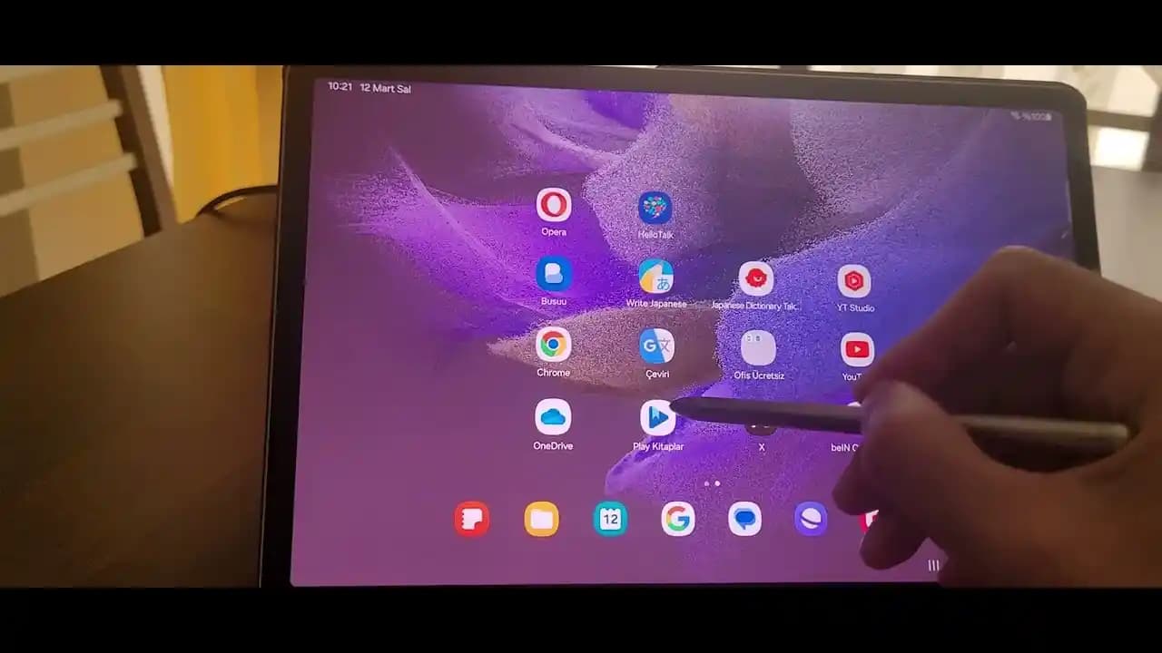 Samsung Tablet Ekran Bölme Özelliği ile Çoklu Görevde Verimliliği Artırma