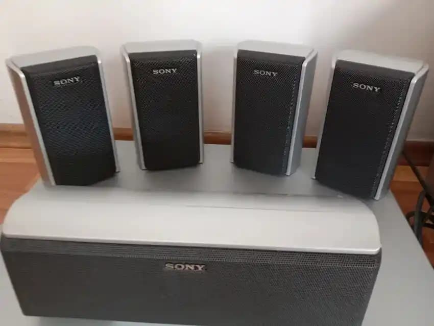 Sony 5.1 Ses Sistemi ile Ev Sinemasında Üstün Surround Ses Deneyimi