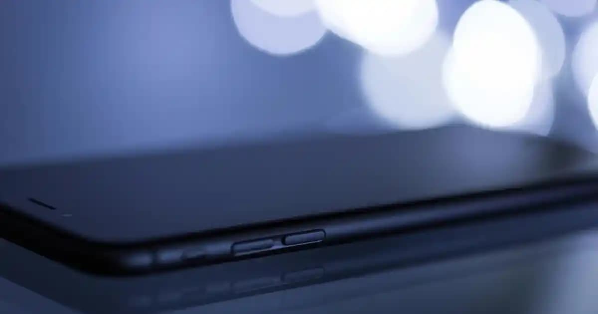 Source Tuşu Nedir? Elektronik Cihazlarda Kaynak Seçiminin Temel Anahtarı