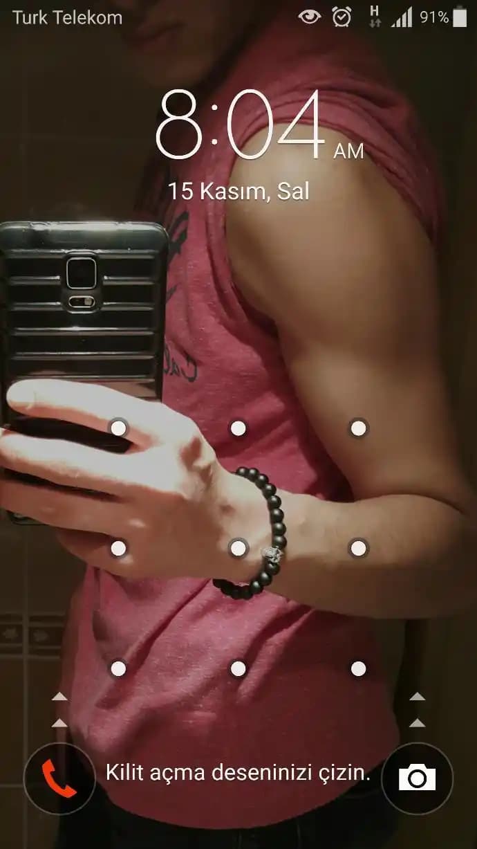 Telefonun Üst Kısmında Çıkan İşaretler: Anlamları ve Kullanım Rehberi