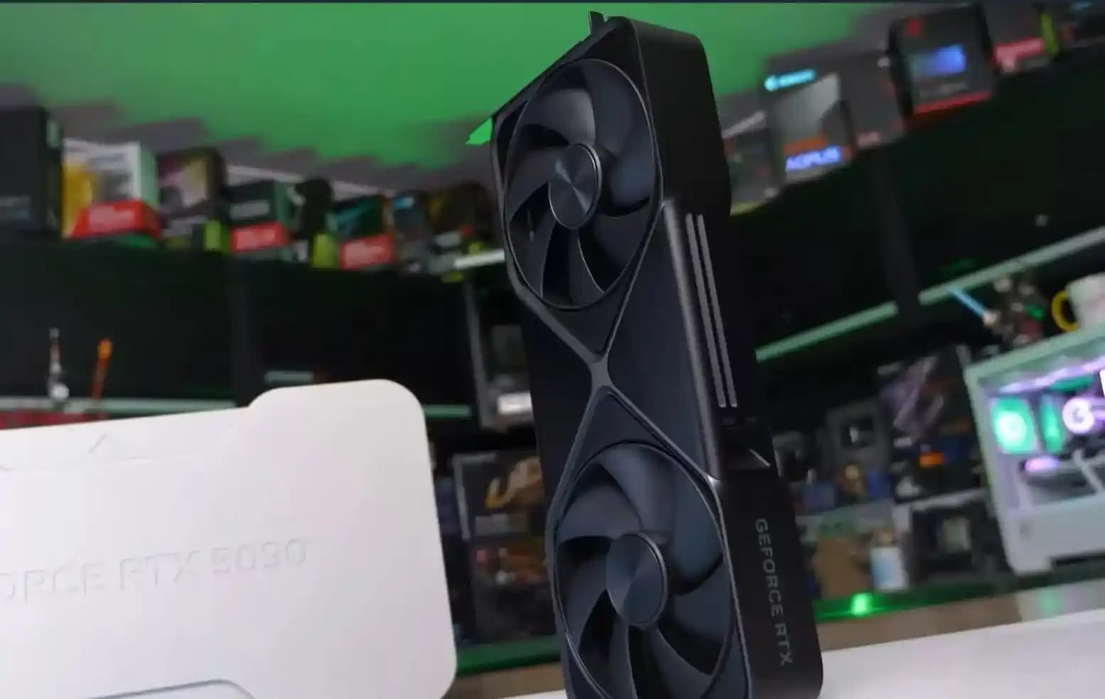 Nvidia RTX 5090 Avrupa'da MSRP Altında Satışa Düştü, ABD'de Fiyatlar Yüksek Kalıyor