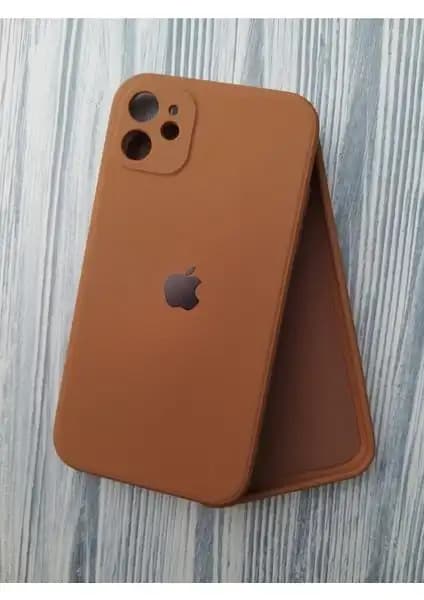 iPhone 11 için Silikon ve Logolu Kılıfların Karşılaştırması ve Özellikleri 2