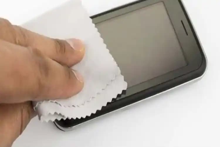 Cep Telefonunda Virüs Temizleme Yöntemleri ve Korunma İpuçlarıyla Güvenli Kullanım