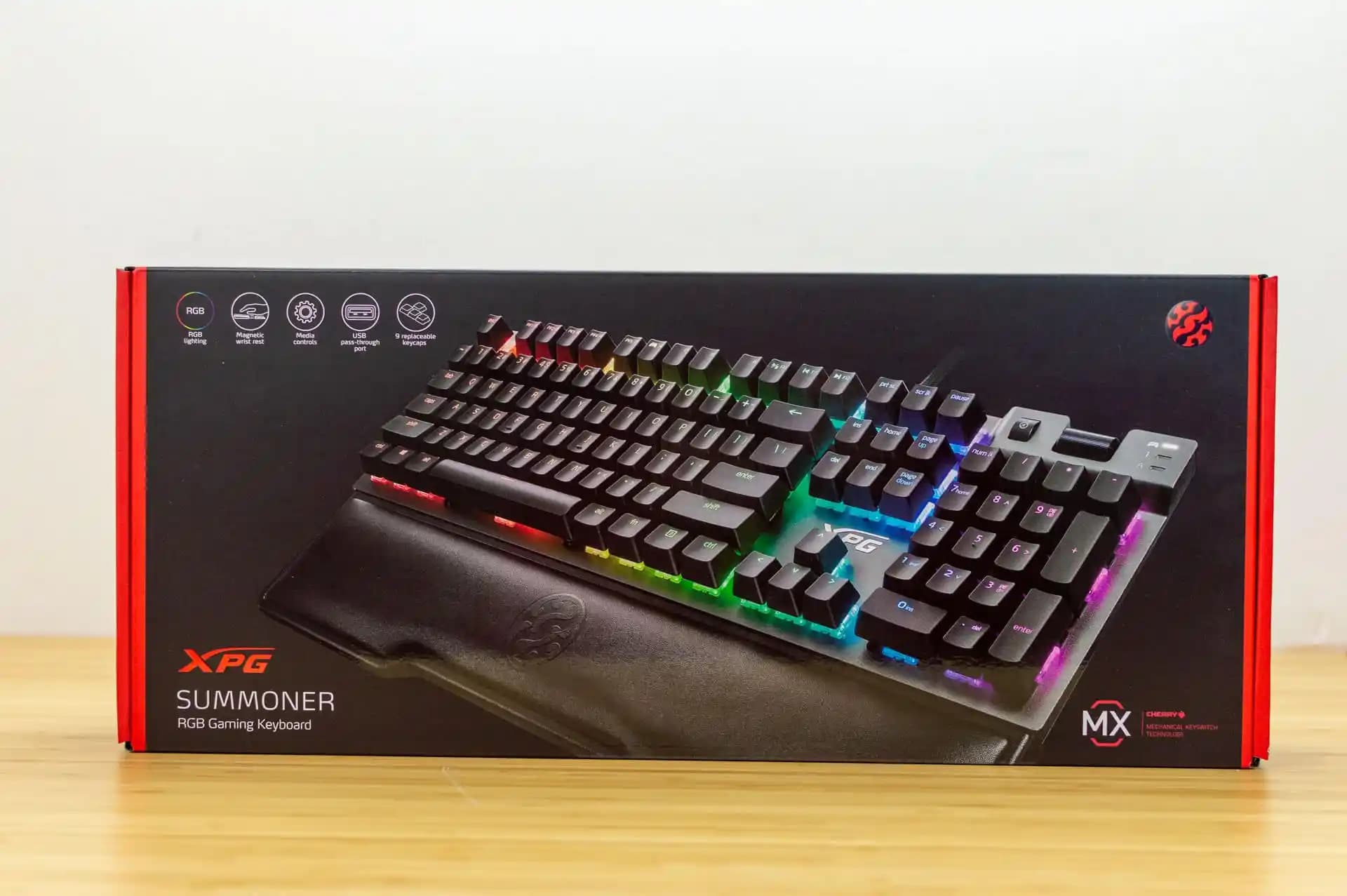 XPG Summoner: Yüksek Performans ve Estetik Tasarımla Oyuncu Klavyesi