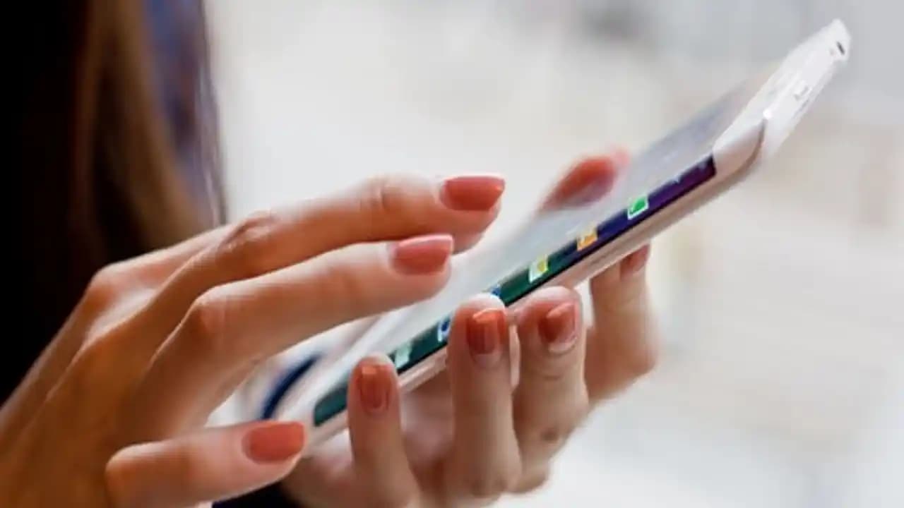 Yurtdışından Gelen Telefonların Türkiye'de Yasal Kullanım Süresi ve IMEI Kayıt Rehberi