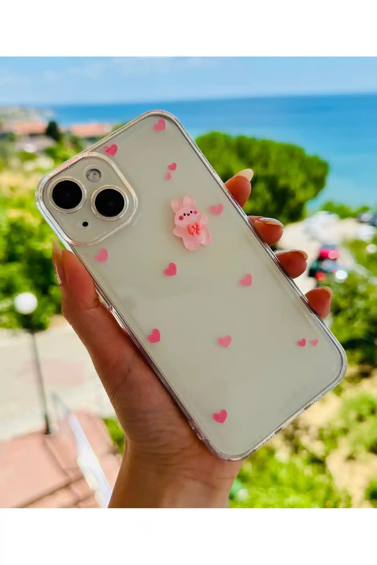 Go Aksesuar iPhone 13 ve 14 Uyumlu 3D Oyuncaklı Silikon Kılıfı Şık ve Koruyucu Tasarım