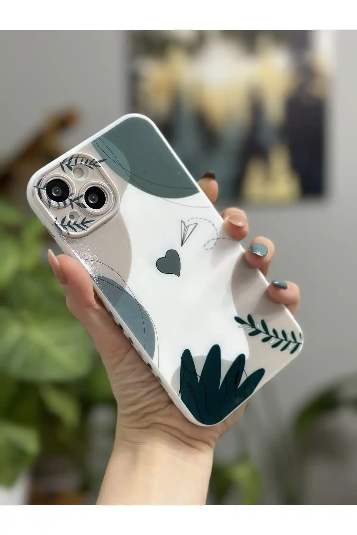 Go Aksesuar iPhone 13 ve 14 Uyumlu Kadife Lansman Kılıfı Şık ve Dayanıklı Tasarım