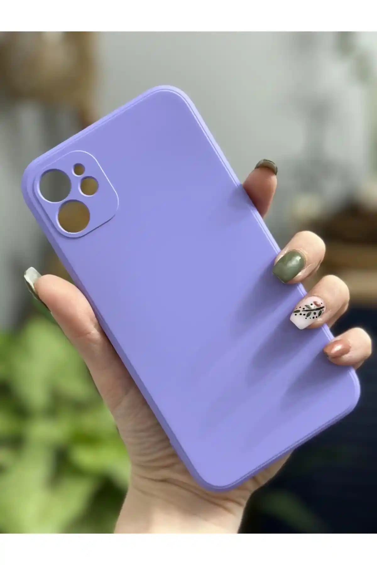 Go Aksesuar Kadife Silikon Kılıf iPhone 11 için Şık ve Dayanıklı Koruma Çözümü