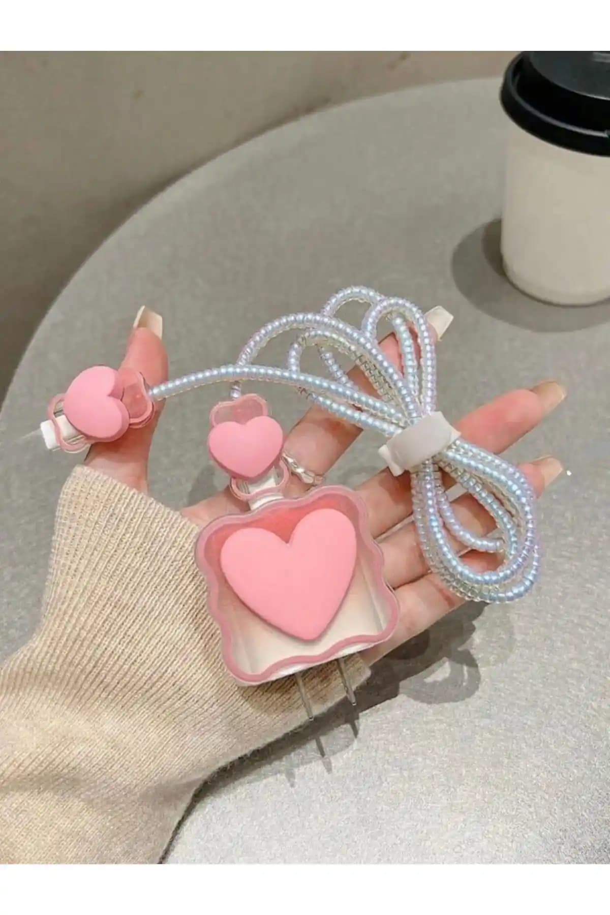 Innovicase iPhone 20W Uyumlu Şarj Aleti Kılıfı ile Güvenli ve Pratik Şarj Deneyimi