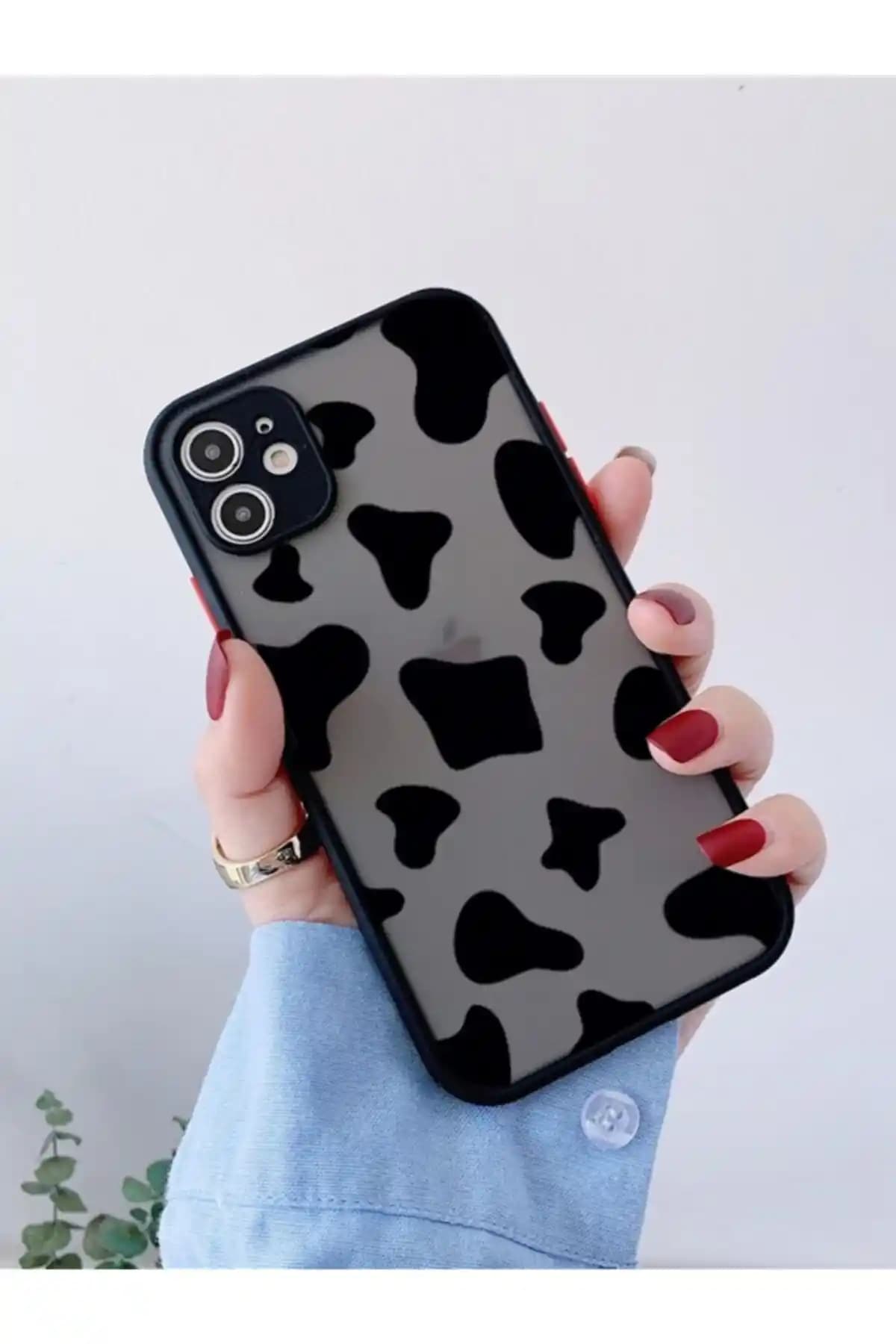 iPhone 11 için Şık ve Dayanıklı Silikon Kılıf Modern Tasarım ve Koruma Sağlar