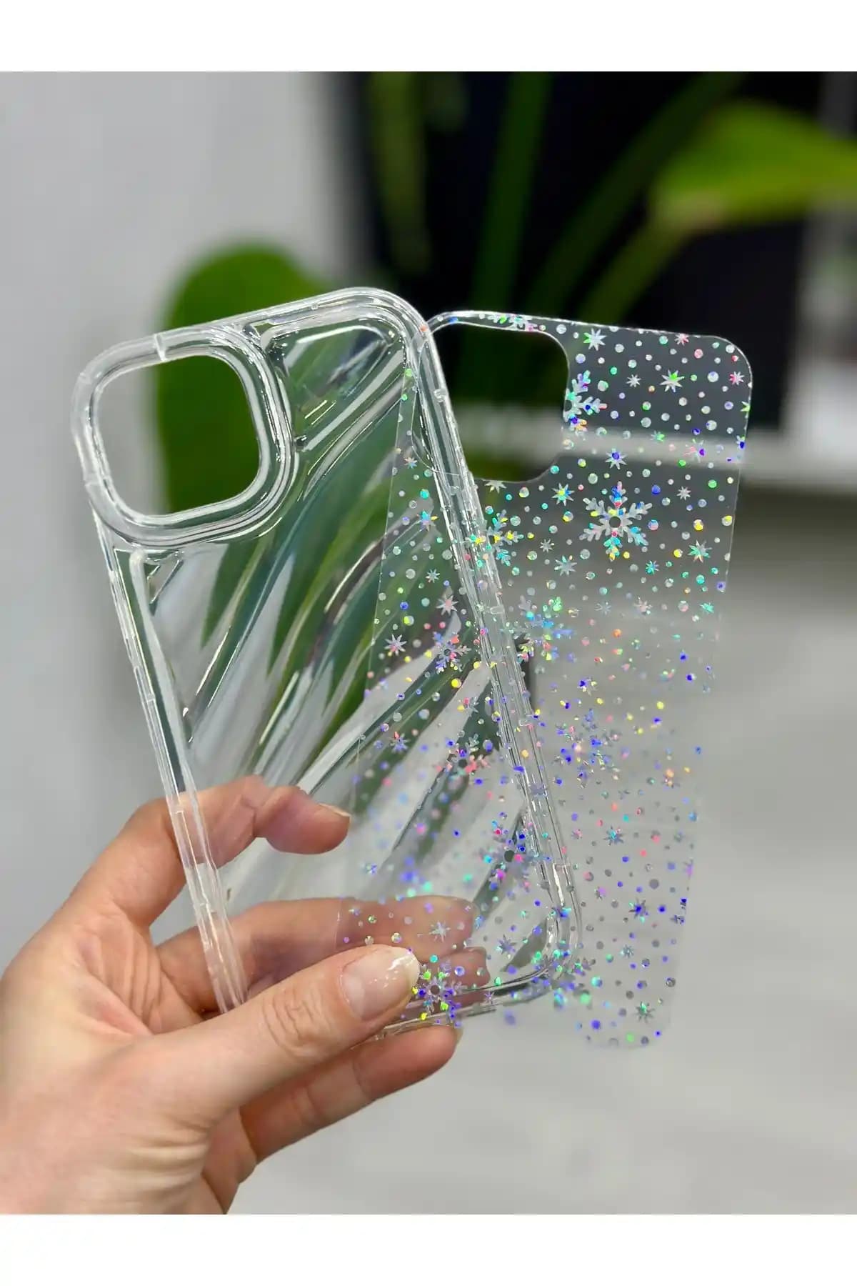 iPhone 13, 14 ve 15 Uyumlu Şeffaf Silikon Hologram Kılıfıyla Telefonunuza Modern Koruma