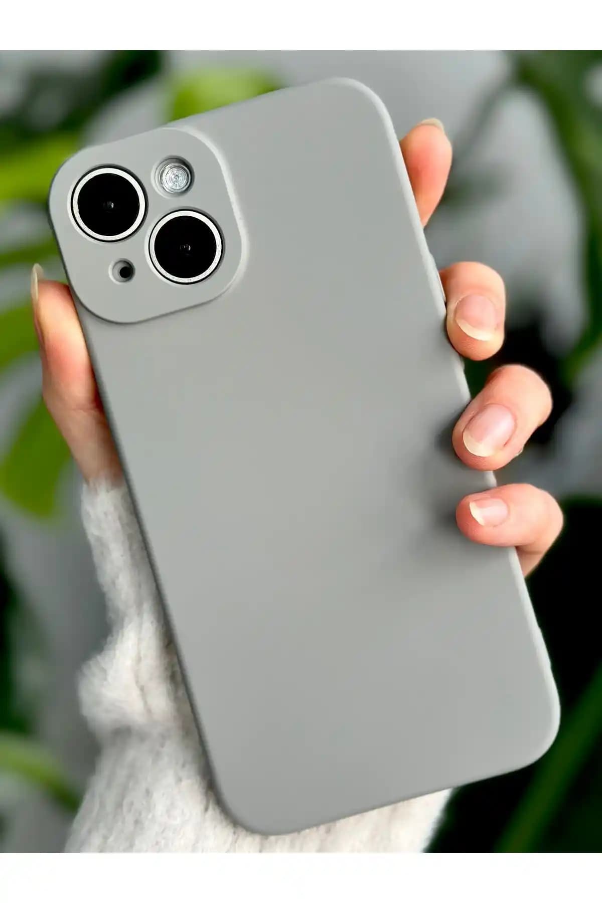 İPhone 13 ve 14 Uyumlu Kadife Lansman Kılıfı: Şıklık ve Koruma Bir Arada