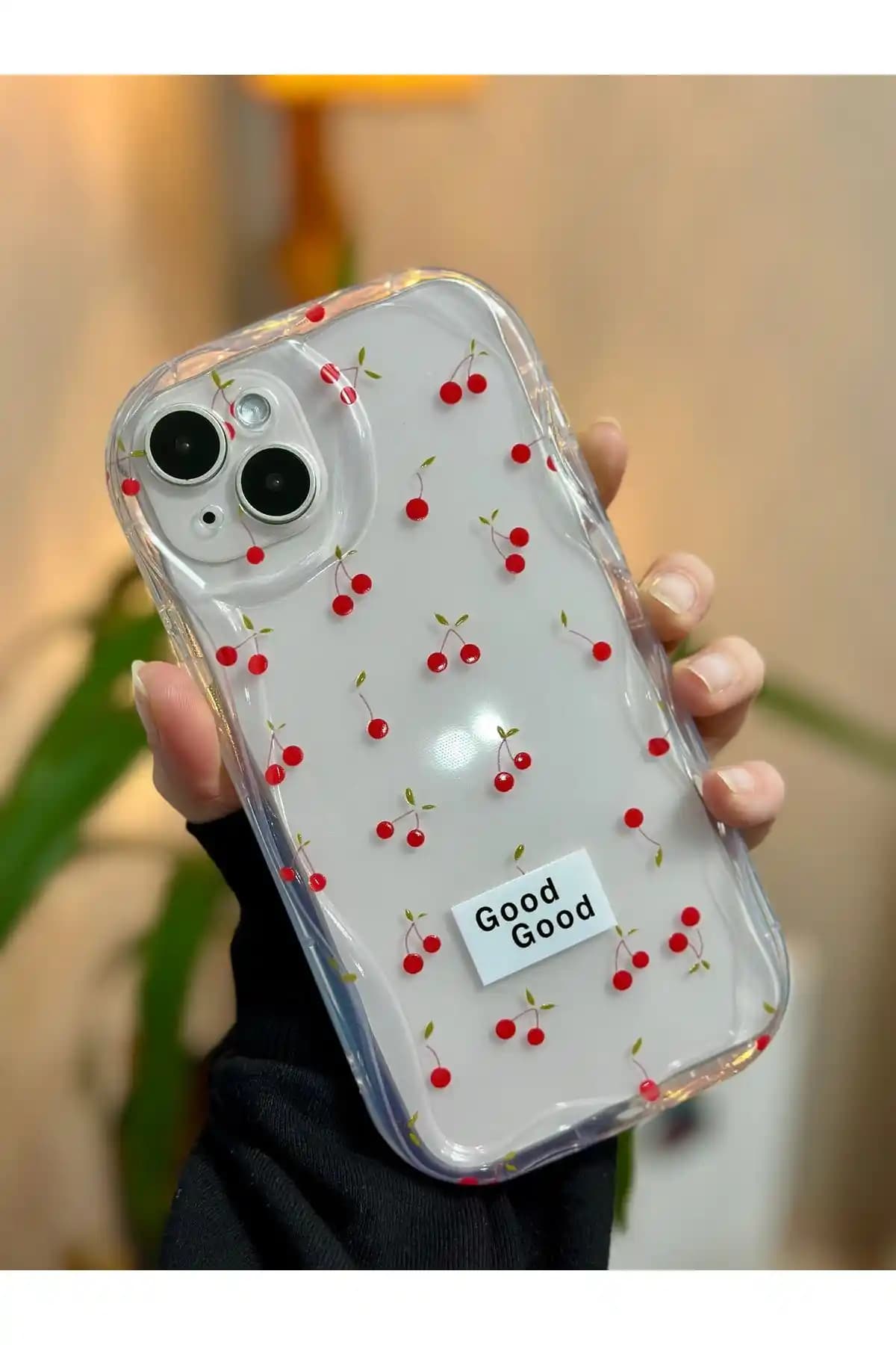 iPhone 14 ve 15 Plus Uyumlu Şeffaf Silikon Kılıf ile Koruma ve Şıklık